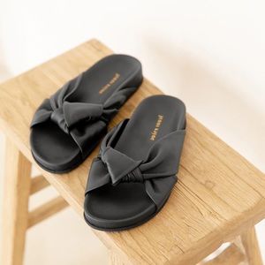 Jenni Kayne Leather Knot Sandal, black, 39 NWT